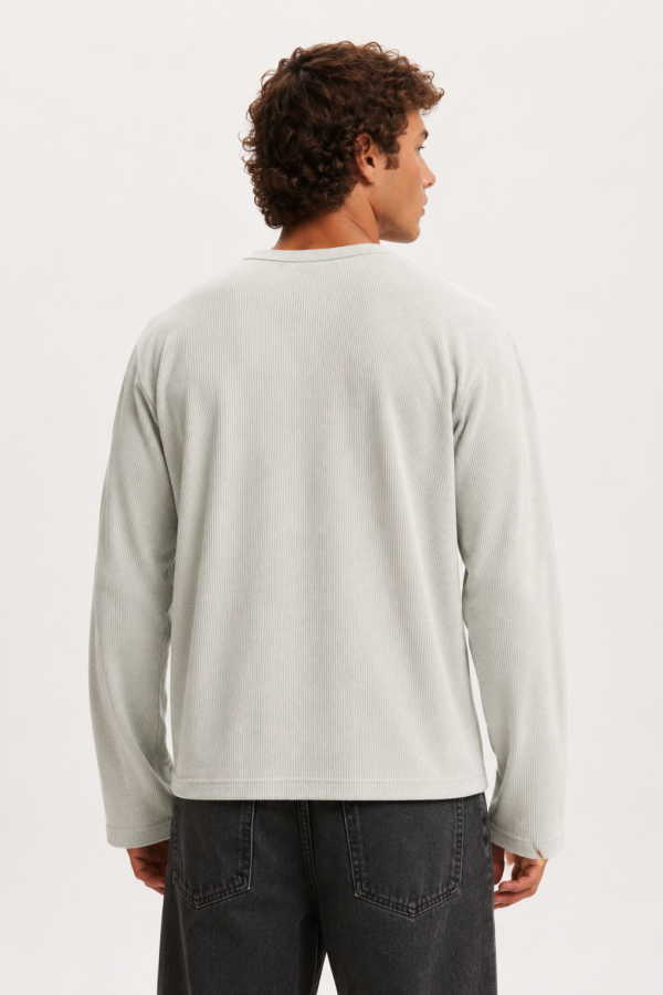 IMG_0063 REVOLUTION™ — Cockroach Ribbed Crop Tee off-white